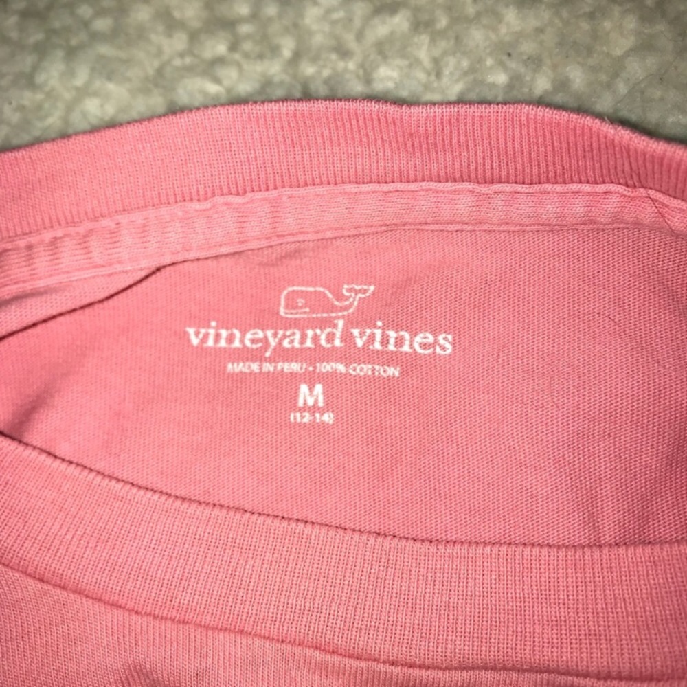 Medium Vineyard Vines Shirt